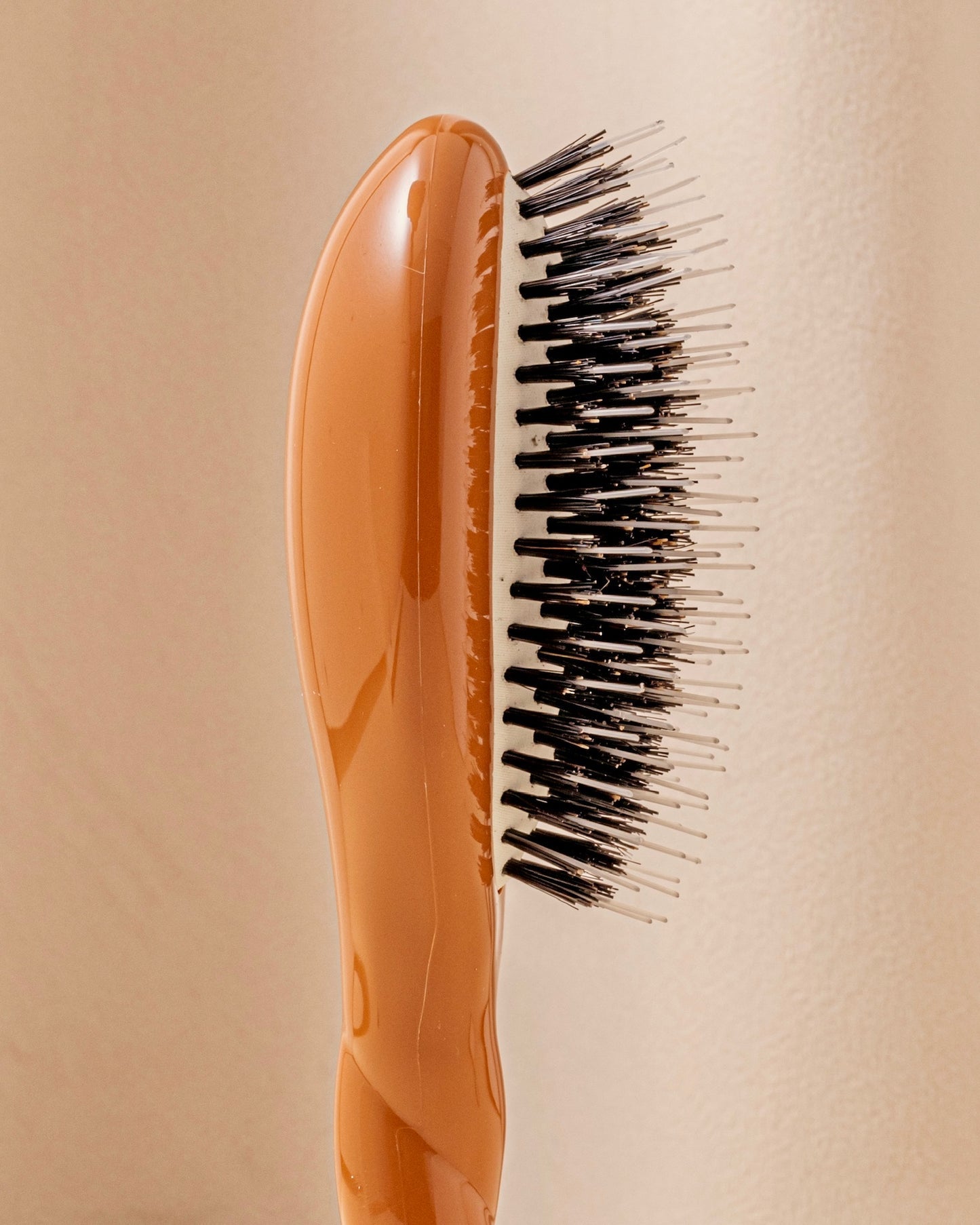La Bonne Brosse - N.02 - The Care & Detangling Hair Brush (Small)