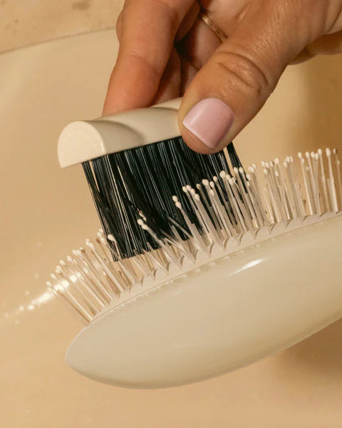 La Bonne Brosse Hairbrush Cleaning Brush