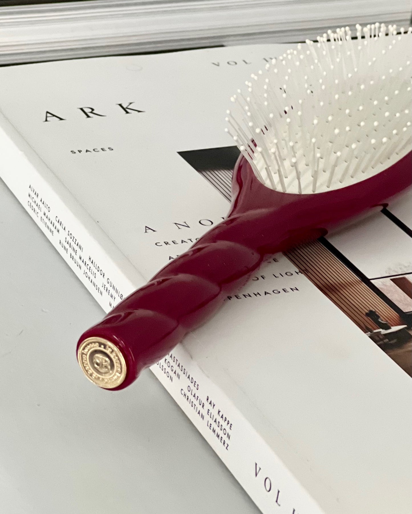 La Bonne Brosse N.04 - The Miracle Brush for Massaging & Detangling Hair Brush (Large)