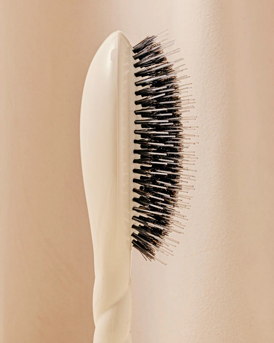 La Bonne Brosse N.02 - The Essential Daily Use Brush (Large)