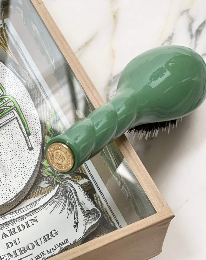 La Bonne Brosse N.02 - The Essential Daily Use Brush (Large)