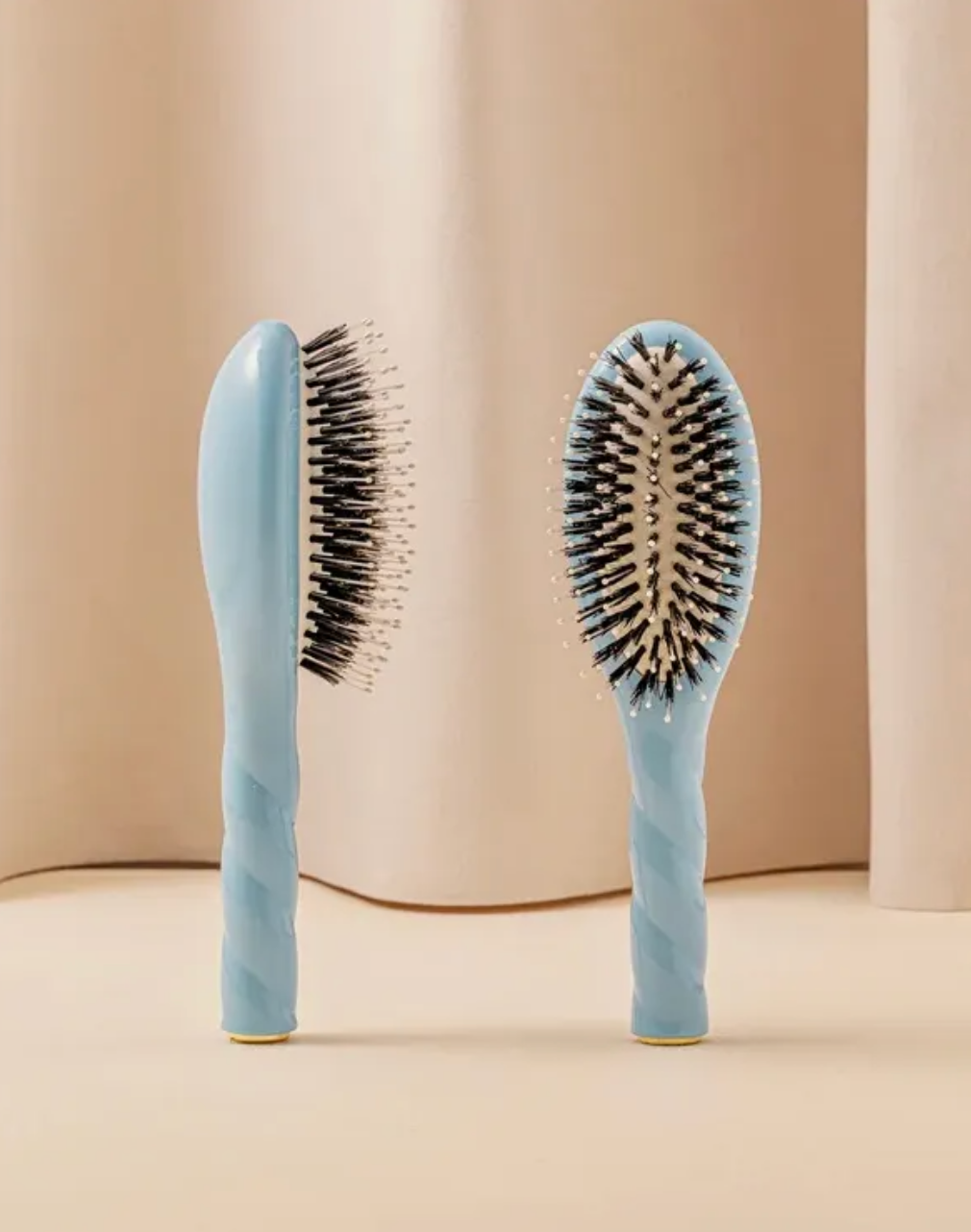 La Bonne Brosse N°03- The Essential Soft Brush for Gentle Scalp Care Hair Brush (Small)