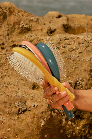 La Bonne Brosse N.04 - The Miracle Brush for Massaging & Detangling Hair Brush (Large)