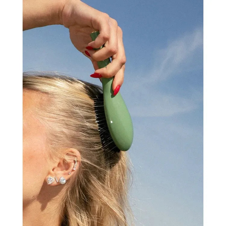 La Bonne Brosse - N.02 - The Care & Detangling Hair Brush (Small)