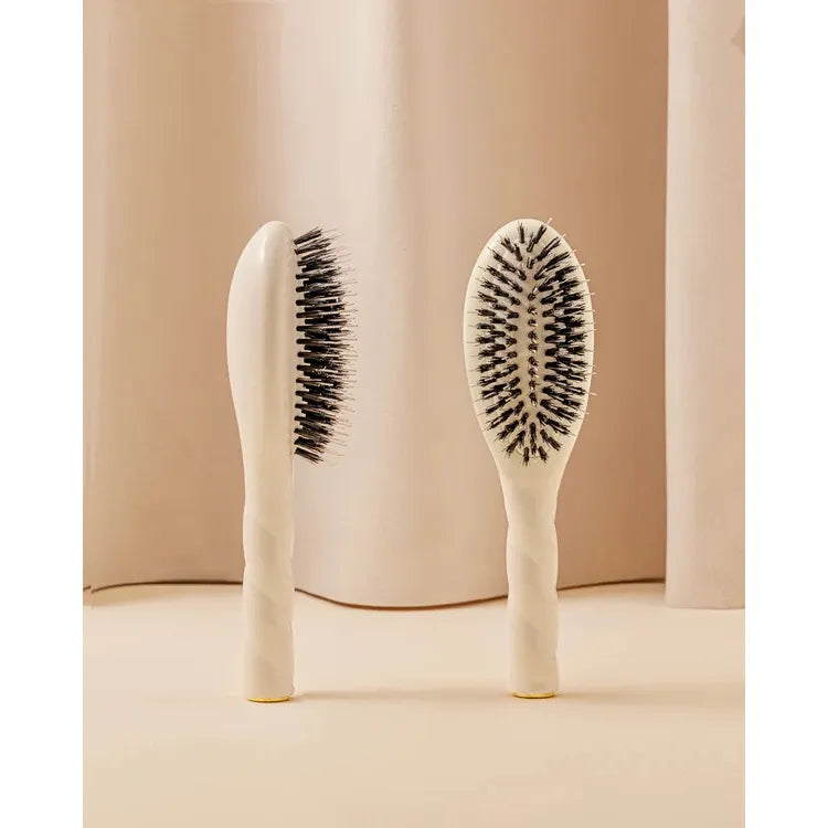 La Bonne Brosse - N.02 - The Care & Detangling Hair Brush (Small)