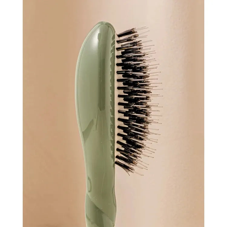 La Bonne Brosse - N.02 - The Care & Detangling Hair Brush (Small)