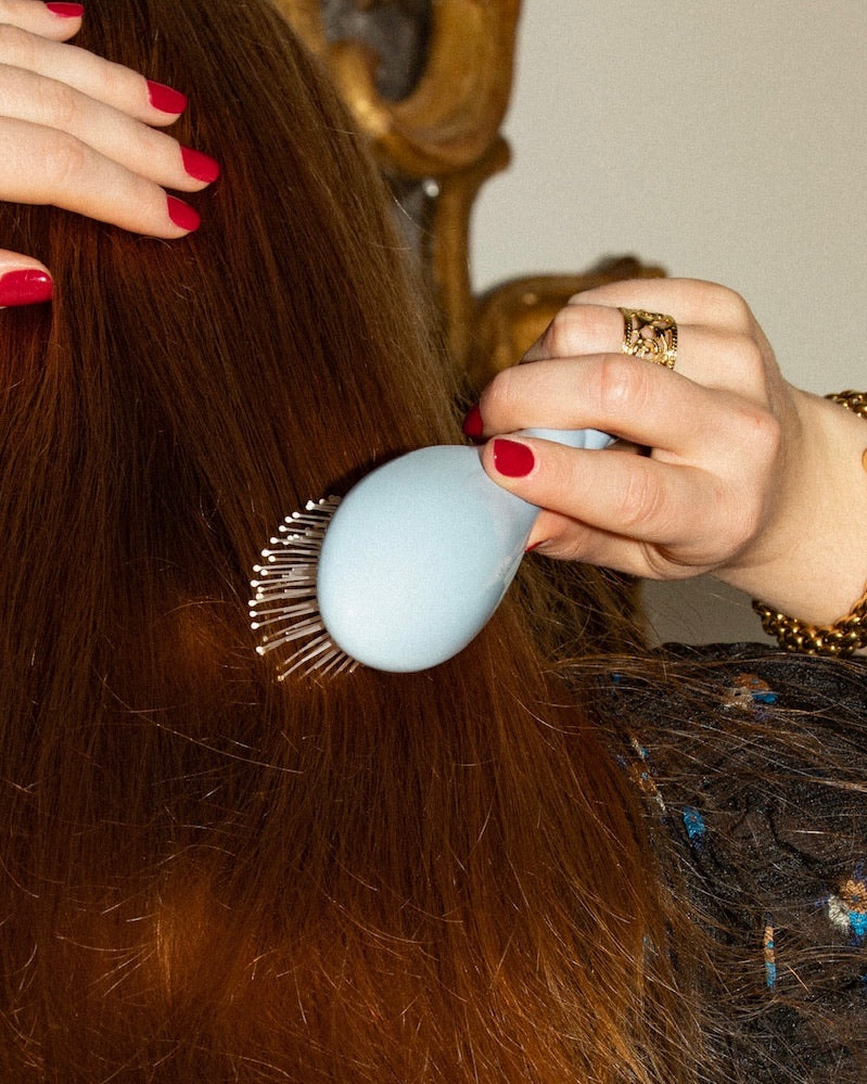 La Bonne Brosse N.04 - The Miracle - Massaging & Detangling Hairbrush (Small)